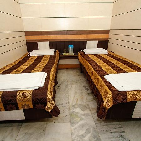 National Guest House Джаландхар Экстерьер фото